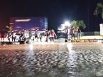 banjir-merendam-jalan-poros-parepare-barru-yang-mengakibatkan-lalu-lintas-macet-1761539802986_169